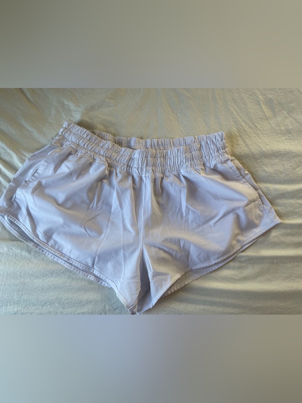 aerie White Athletic Elastic-Waist Shorts